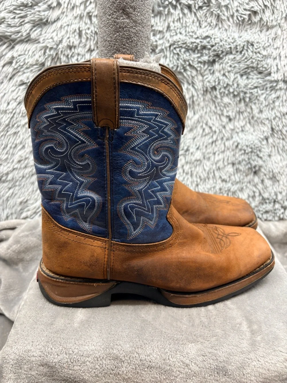 Durango boys size